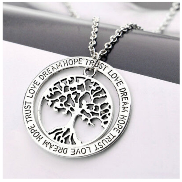 NWOT LOVE DREAM HOPE TRUST NECKLACE - Picture 2 of 2